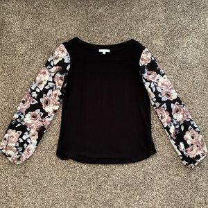 Floral Sleeve Top